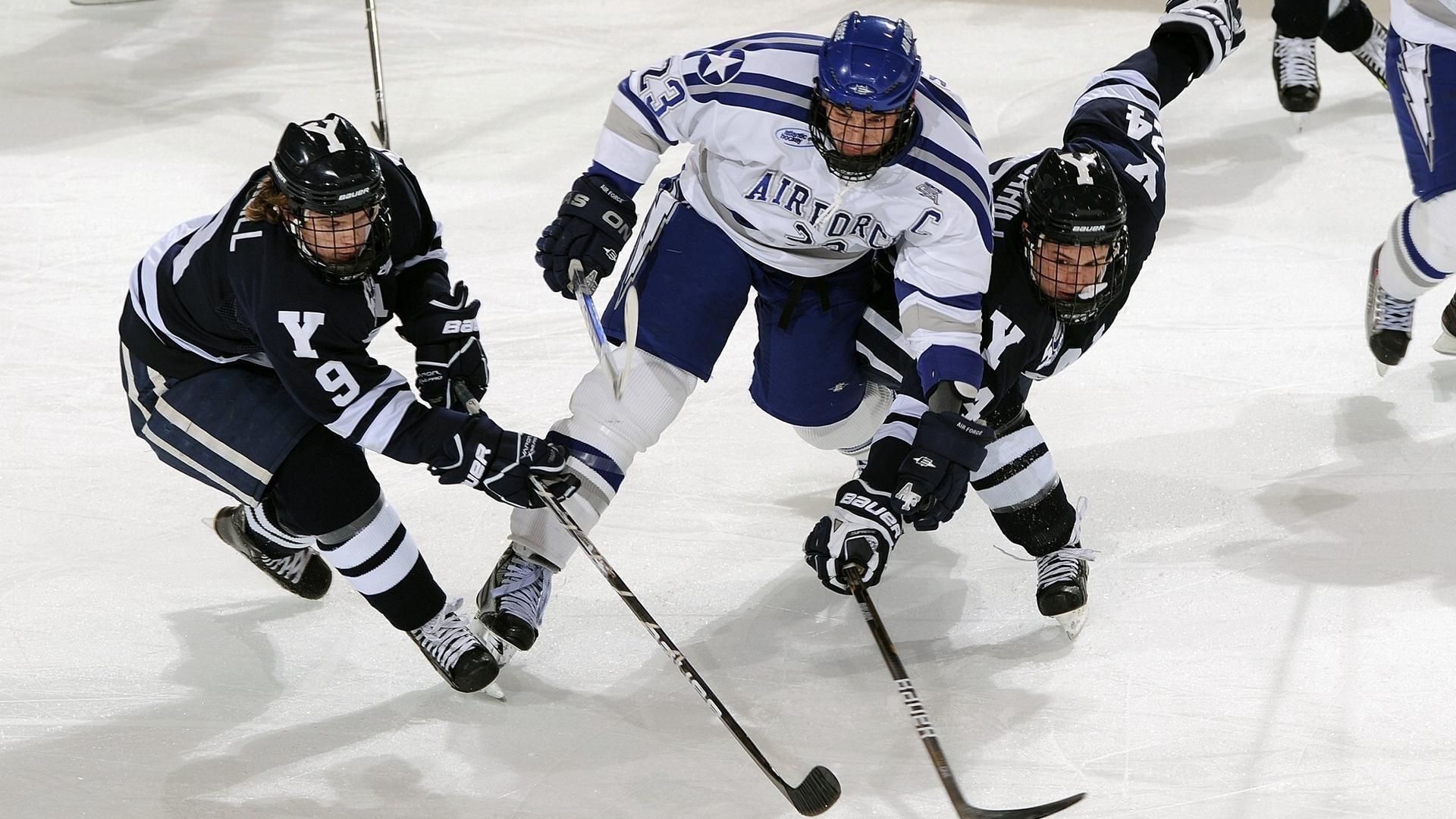 孔德运筹帷幄，皇家社会战术完胜德国劲旅