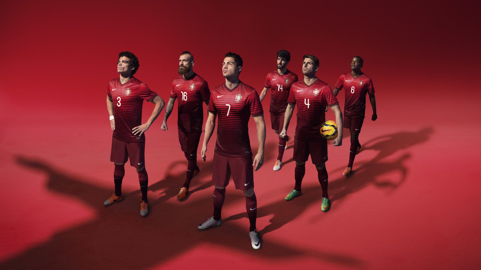 赛道与球场，双线战场上的终结艺术