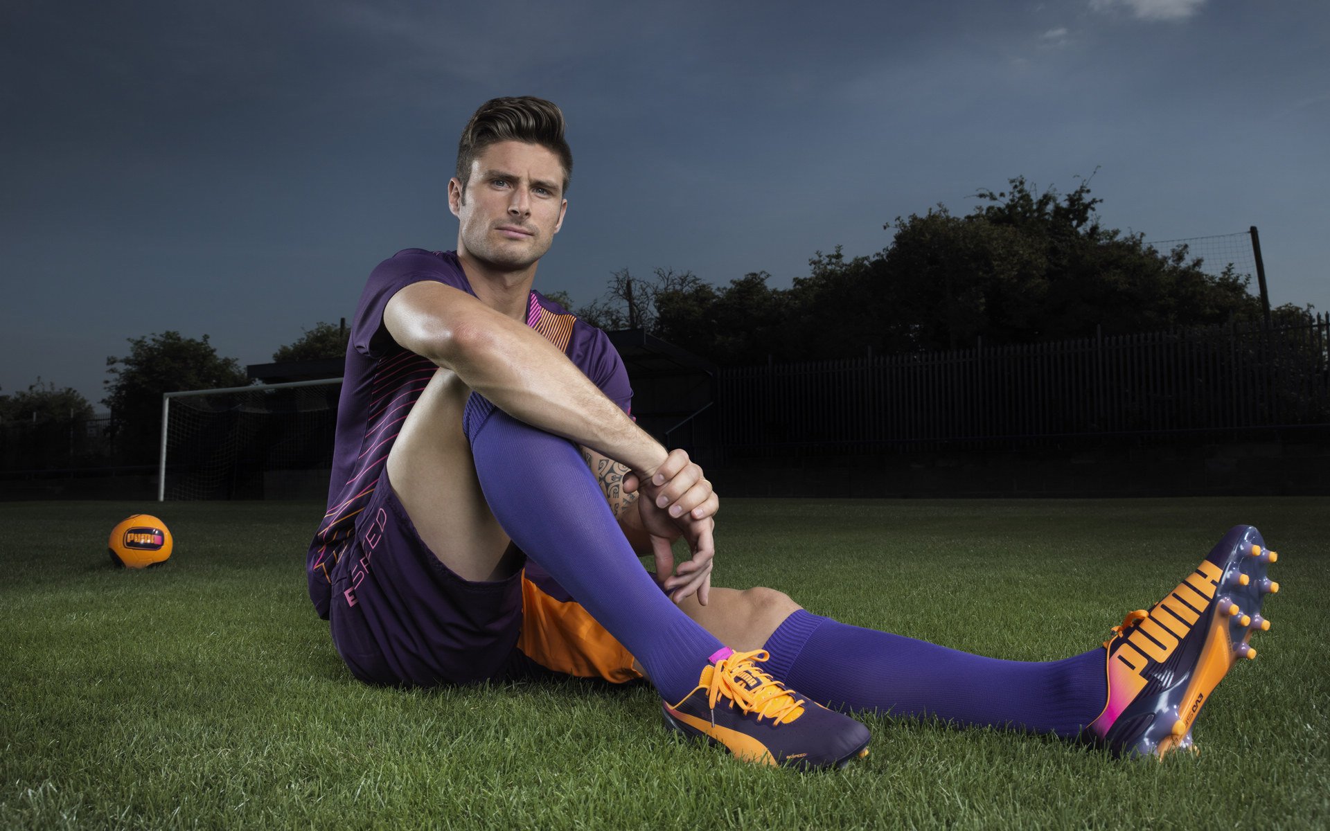 莱万关键一击定乾坤，利物浦强势晋级终结比利亚雷亚尔黑马之路